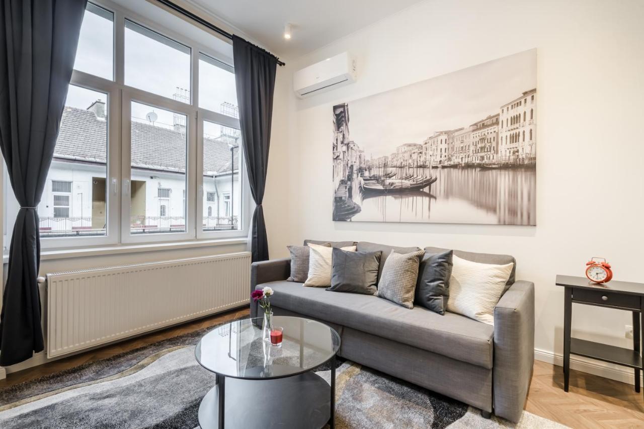 Bpr Sirius Suite With A/C بودابست المظهر الخارجي الصورة